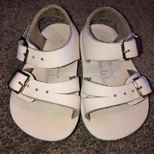 Sun Sans Sea Wees Toddler Size 2 White